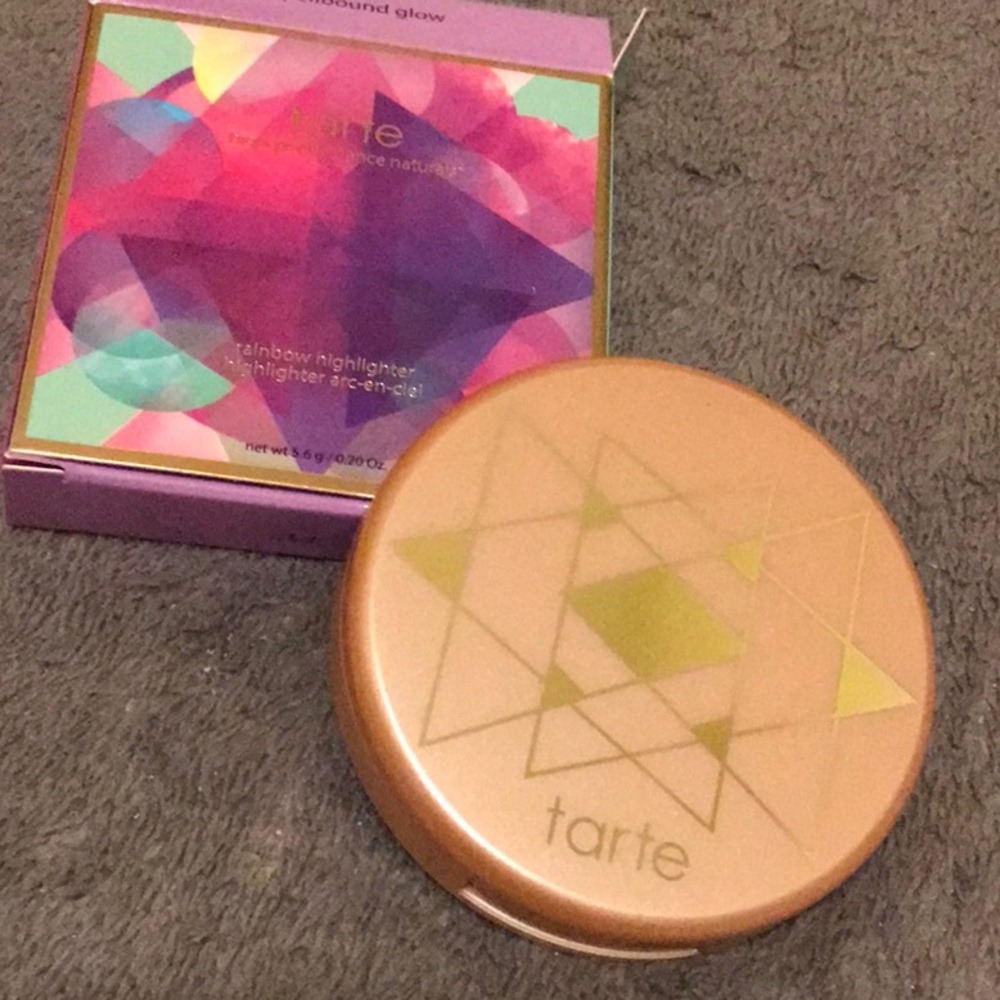 TARTE Rainbow High Performance Highlighter! - Picture 4 of 7